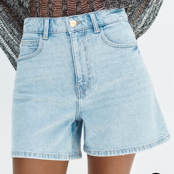Zara Pants - ZARA High-Waisted Mom Fit Denim Shorts